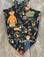 Load image into Gallery viewer, Vegetable Patch Bandana
